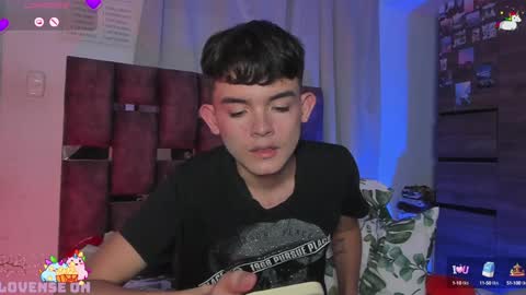 Snapshot of angelocute_ chatting on January 2025 11:50:02 PM Angelo I work from home this is my room online show from January 2025 11:50:02 PM