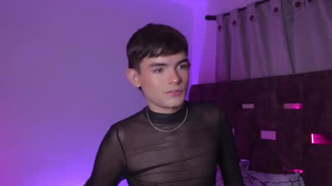 Snapshot of angelocute_ chatting on September 2025 05:39:02 AM Angelo I work from home this is my room online show from September 2025 05:39:02 AM