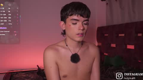 Snapshot of angelocute_ chatting on November 2025 05:09:02 AM Angelo I work from home this is my room online show from November 2025 05:09:02 AM