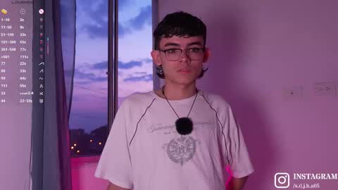 Snapshot of angelocute_ chatting on February 2026 11:19:02 PM Angelo I work from home this is my room online show from February 2026 11:19:02 PM