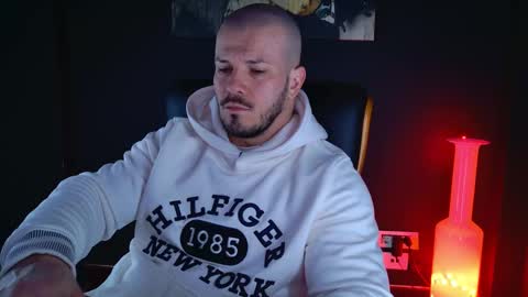 Snapshot of angeloeric chatting on January 2025 06:05:01 AM BlackWolf online show from January 2025 06:05:01 AM