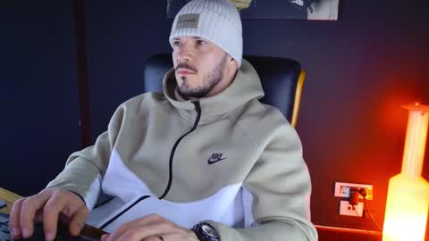 Snapshot of angeloeric chatting on January 2025 04:58:02 AM BlackWolf online show from January 2025 04:58:02 AM