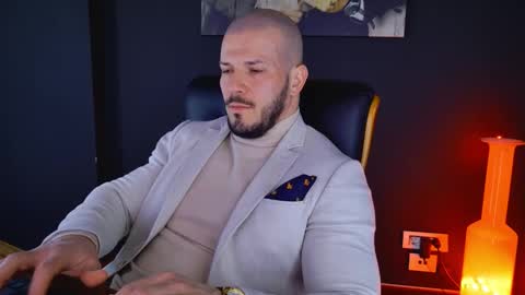 Snapshot of angeloeric chatting on February 2025 11:02:01 AM BlackWolf online show from February 2025 11:02:01 AM