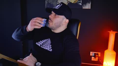 Snapshot of angeloeric chatting on February 2025 06:30:01 AM BlackWolf online show from February 2025 06:30:01 AM