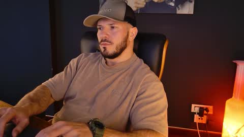 Snapshot of angeloeric chatting on December 2025 01:09:02 PM BlackWolf online show from December 2025 01:09:02 PM