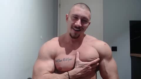  ------- SEX SHOW WITH GUYS AND GIRLS  MUSCLE SHOW online show from December 2024 03:13:02 PM