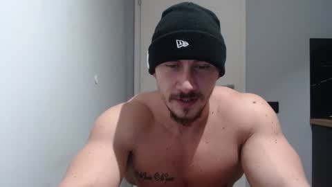  ------- SEX SHOW WITH GUYS AND GIRLS  MUSCLE SHOW online show from January 2025 07:55:01 PM