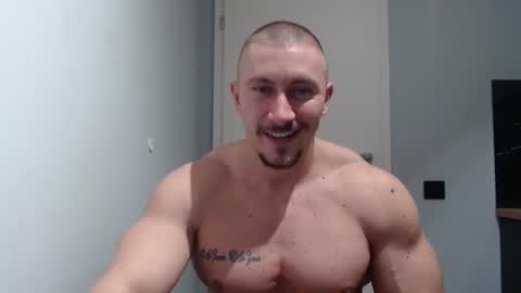  ------- SEX SHOW WITH GUYS AND GIRLS  MUSCLE SHOW online show from January 2025 06:54:01 PM