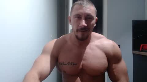  ------- SEX SHOW WITH GUYS AND GIRLS  MUSCLE SHOW online show from September 2025 06:57:02 PM