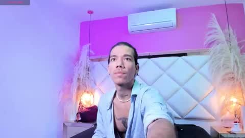 Snapshot of angeloroush chatting on April 2026 11:33:01 AM Angelo online show from April 2026 11:33:01 AM