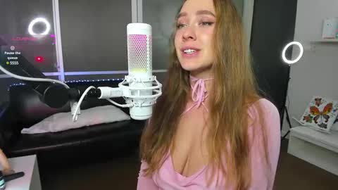 Angel online show from December 2024 09:24:02 PM