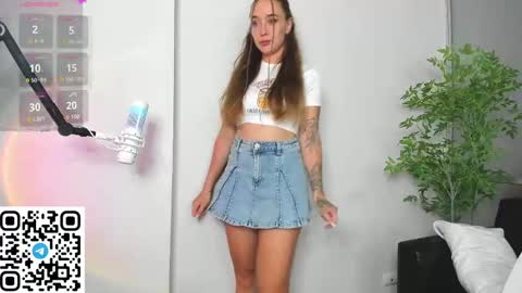 Angel online show from February 2025 09:26:02 PM