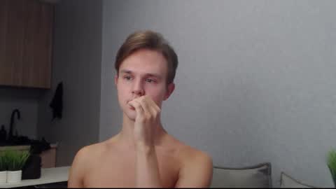 Angel online show from October 2025 08:37:01 AM