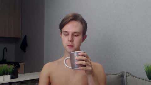 Angel online show from November 2025 09:30:02 AM