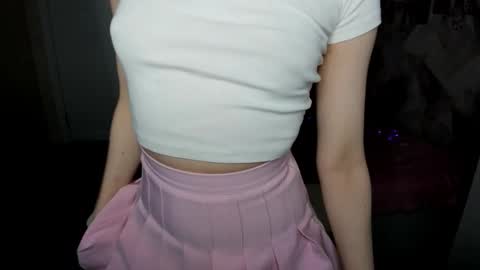 Snapshot of angels_of_passion chatting on November 2025 11:14:02 PM Yana online show from November 2025 11:14:02 PM