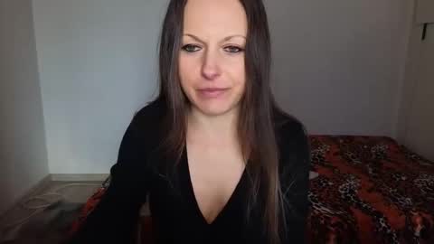 Giulia online show from March 2026 01:28:01 PM