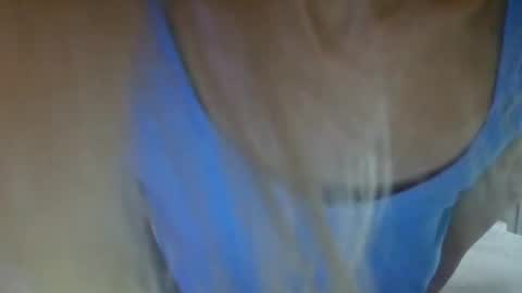 Snapshot of angelsquirting chatting on July 2026 04:46:02 PM Alesia online show from July 2026 04:46:02 PM