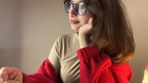 Snapshot of angelwhisper56 chatting on October 2025 02:05:01 PM Lisa online show from October 2025 02:05:01 PM