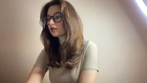 Snapshot of angelwhisper56 chatting on October 2025 03:46:01 PM Lisa online show from October 2025 03:46:01 PM