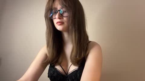 Snapshot of angelwhisper56 chatting on November 2025 01:11:01 PM Lisa online show from November 2025 01:11:01 PM