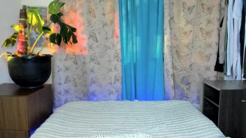 angelwhitte online show from February 2026 08:26:02 PM