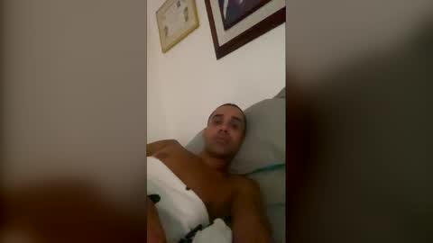 Snapshot of anghel_stone chatting on April 2026 04:50:01 AM Anghel Stone online show from April 2026 04:50:01 AM