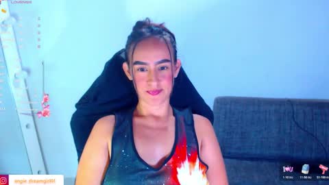 Snapshot of angie_dreamgirl chatting on February 2026 12:31:01 AM IG angie dreamgirl01 online show from February 2026 12:31:01 AM