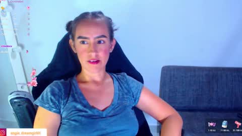 Snapshot of angie_dreamgirl chatting on February 2026 12:10:01 AM IG angie dreamgirl01 online show from February 2026 12:10:01 AM