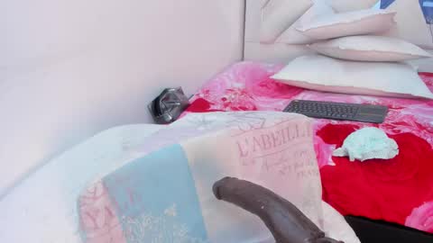 Snapshot of angie_will chatting on March 2025 05:17:02 AM A N G I E. online show from March 2025 05:17:02 AM