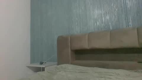 angiemilly online show from September 2025 07:41:02 PM