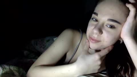 Snapshot of angle_cute05 chatting on April 2026 09:06:02 PM Angel Cute online show from April 2026 09:06:02 PM