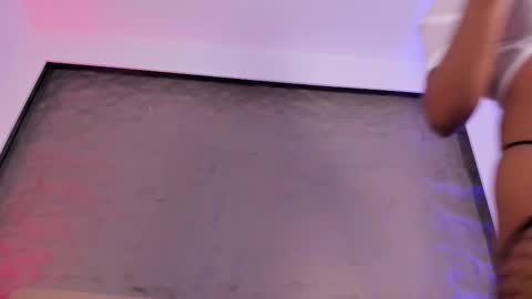 angy_avila online show from October 2025 11:52:02 AM