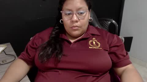 Snapshot of angy_ro12 chatting on February 2025 12:37:01 AM angy online show from February 2025 12:37:01 AM