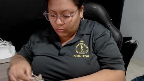 Snapshot of angy_ro12 chatting on February 2025 11:48:01 PM angy online show from February 2025 11:48:01 PM