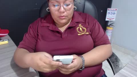 Snapshot of angy_ro12 chatting on June 2026 03:14:02 PM angy online show from June 2026 03:14:02 PM