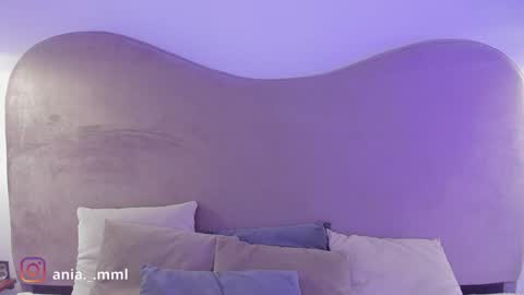 Ania online show from January 2025 08:25:02 PM