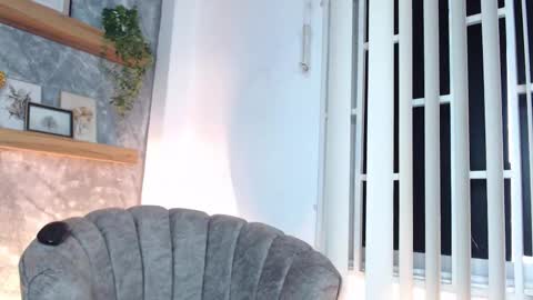     online show from November 2025 07:35:01 PM