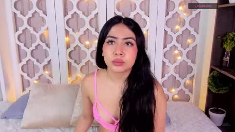 aniie_west online show from February 2025 12:06:02 PM