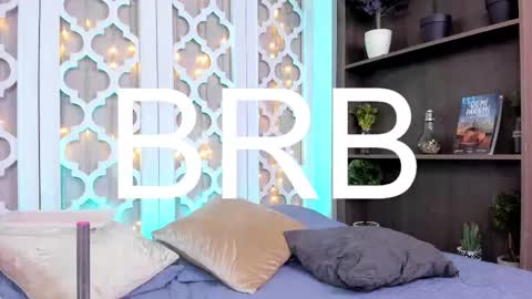 aniie_west online show from February 2025 02:57:02 PM