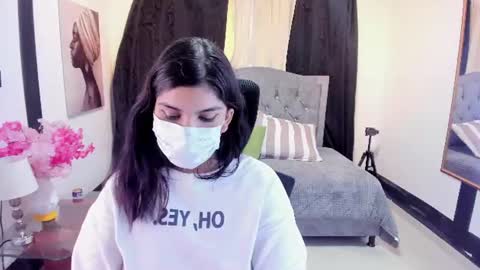 Snapshot of aniisaalii chatting on June 2026 04:06:01 PM Anissa online show from June 2026 04:06:01 PM