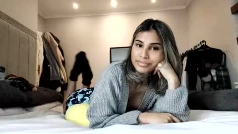 anisha online show from February 2025 12:43:02 PM