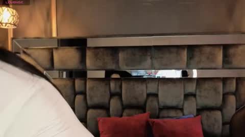 Snapshot of anijoness_ chatting on October 2025 04:10:01 AM Ani online show from October 2025 04:10:01 AM