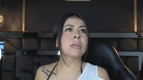 Snapshot of anijoness_ chatting on November 2025 04:22:01 AM Ani online show from November 2025 04:22:01 AM