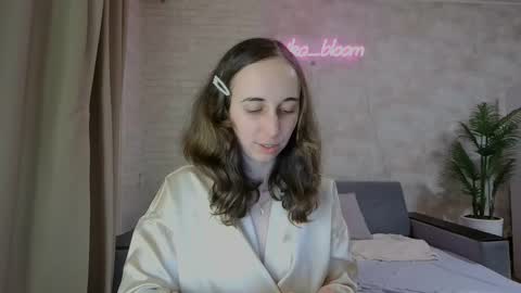 anikabloom online show from February 2025 03:35:02 AM