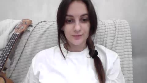 Alice online show from January 2025 08:02:02 PM