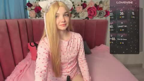 Snapshot of animealica chatting on October 2025 02:36:02 AM Alica online show from October 2025 02:36:02 AM