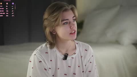 AnishaVivo online show from December 2025 01:06:01 PM