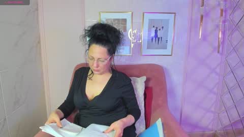 Anita online show from December 2024 02:27:01 PM