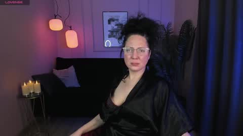 Anita online show from January 2025 09:13:01 PM