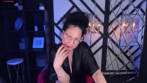 Anita online show from February 2025 12:09:01 AM